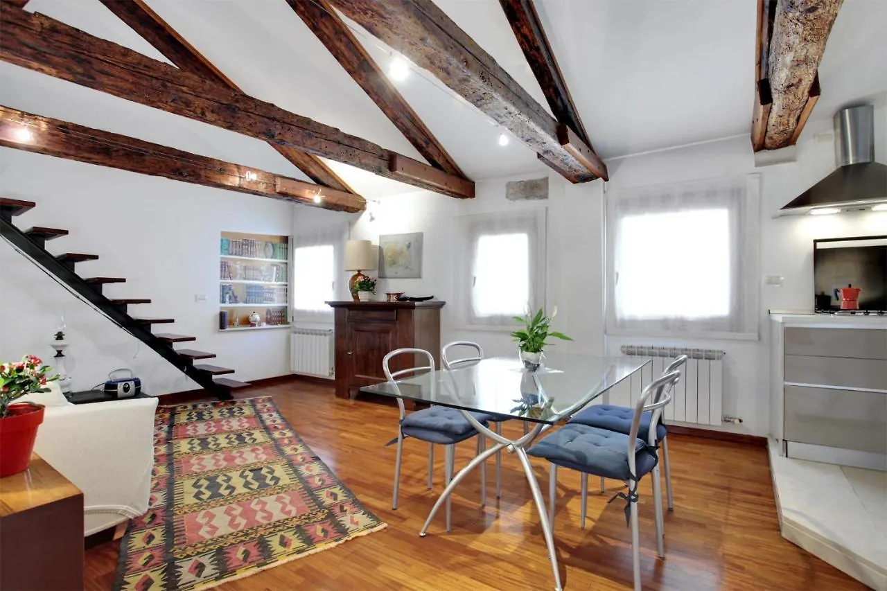 Fenix Do Dogi Apartments Venice