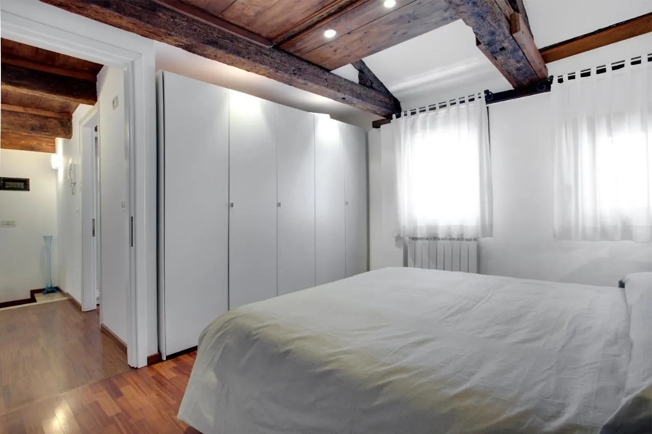 Fenix Do Dogi Apartments Venice