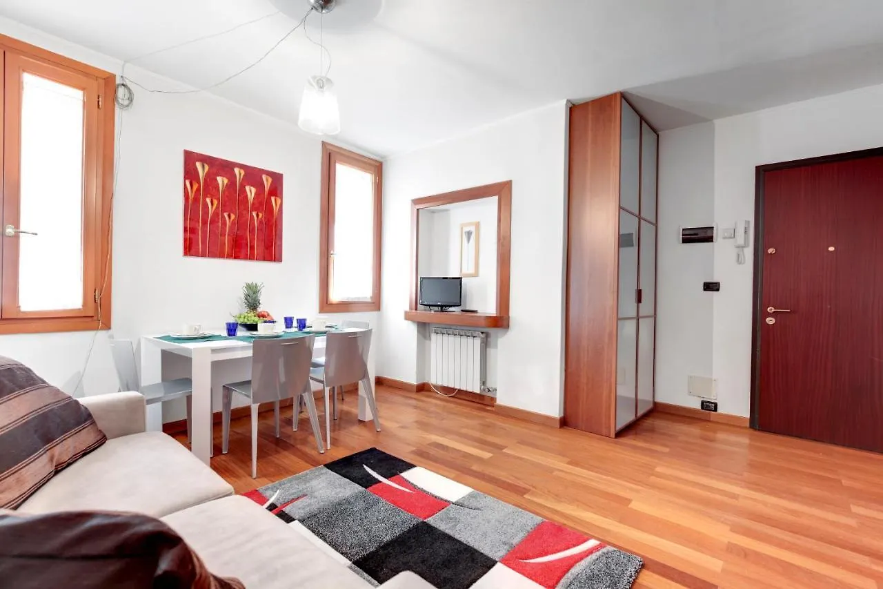 Fenix Do Dogi Apartments Venice 0*,  Italy